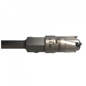 Drilling tool for header pipe